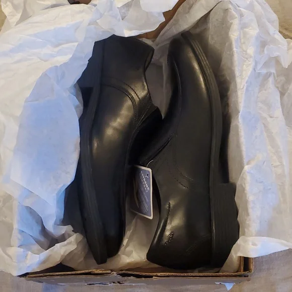 Clarks Men's Whiddon Plain size 9.5 Wide